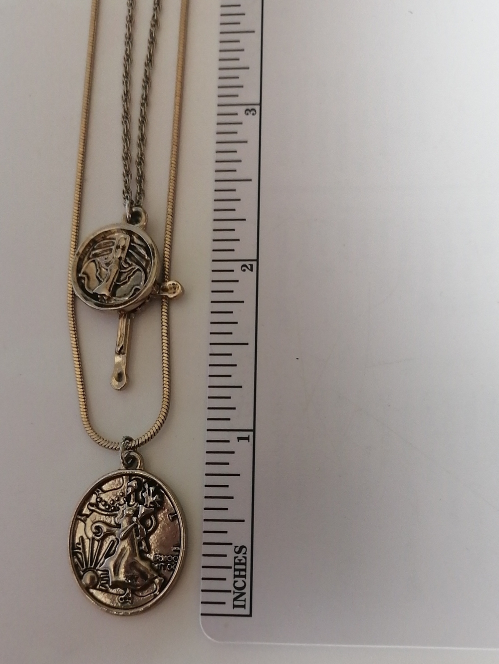 Freedom Layered Silver Religious Coin Pendant Necklace Set - Picture 9 of 10